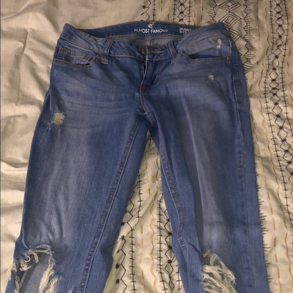 Jeans - Picture 2 of 4